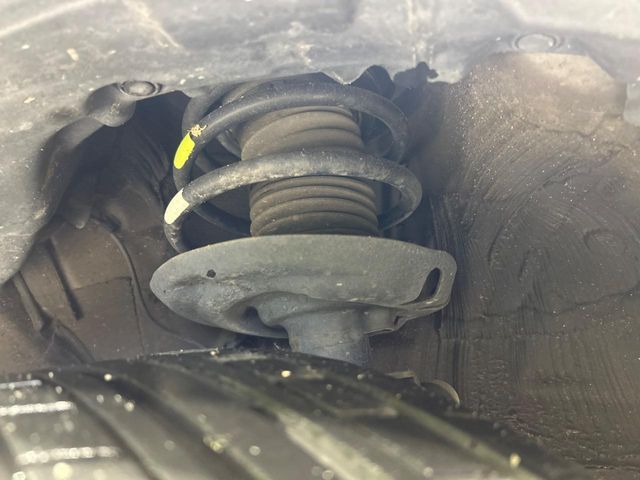 TOYOTA PRIUS 2016 Image 31