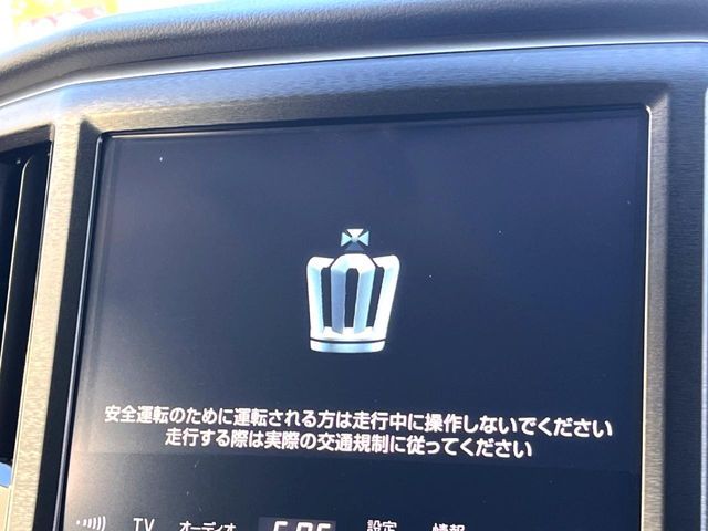 TOYOTA CROWN SEDAN HYBRID 2018 Image 31