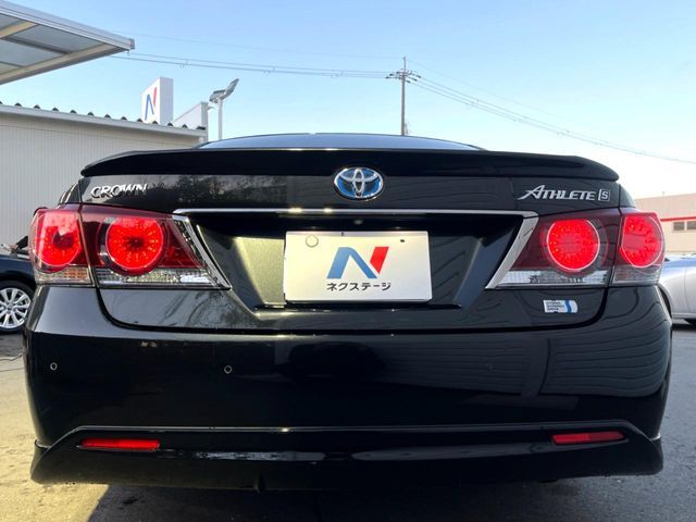 TOYOTA CROWN SEDAN HYBRID 2018 Image 31