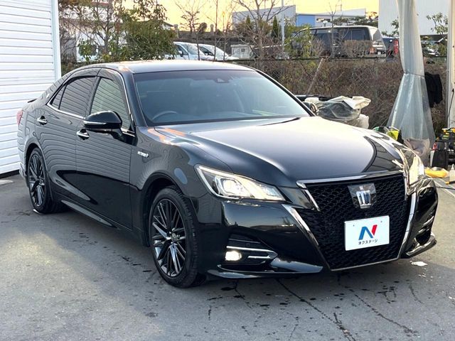 TOYOTA CROWN SEDAN HYBRID 2018 Image 31