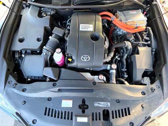 TOYOTA CROWN SEDAN HYBRID 2018 Image 31