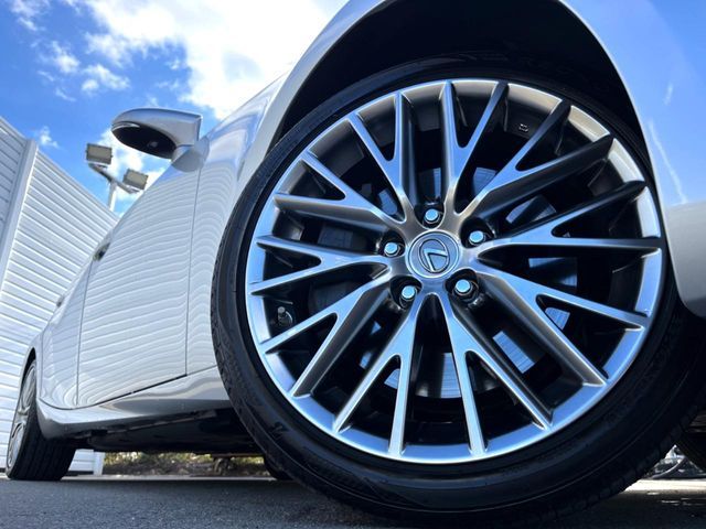 TOYOTA LEXUS IS300 2018 Image 31