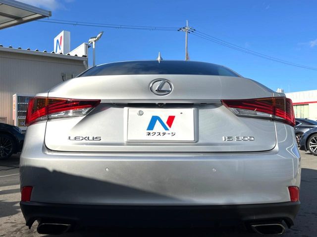 TOYOTA LEXUS IS300 2018 Image 31