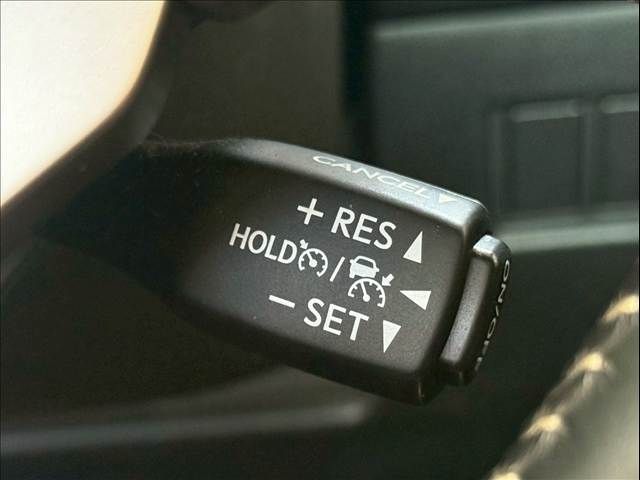 TOYOTA LEXUS NX300H 2019 Image 31