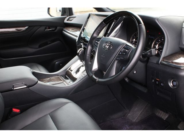 TOYOTA VELLFIRE 2021 Image 31