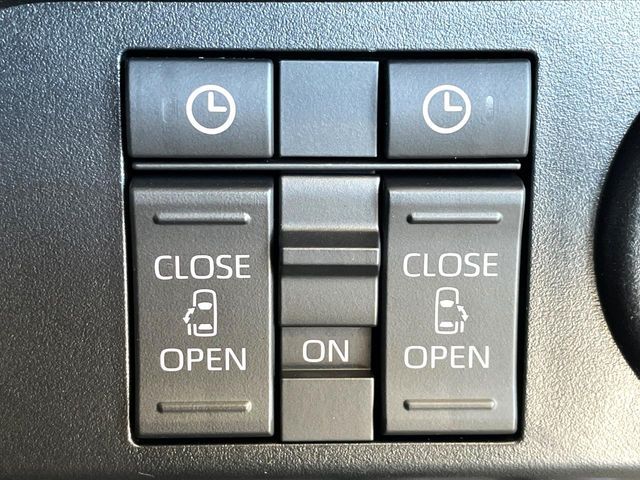 TOYOTA ROOMY 2023 Image 31