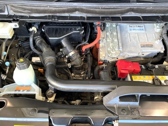 NISSAN SERENA  WG 2018 Image 31