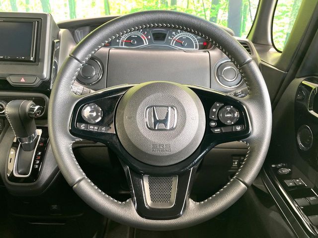 HONDA N BOX CUSTOM 2023 Image 31