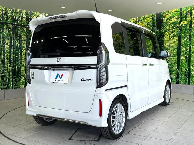 HONDA N BOX CUSTOM 2023 Image 31