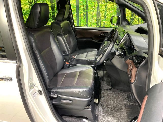 TOYOTA ESQUIRE 2017 Image 31