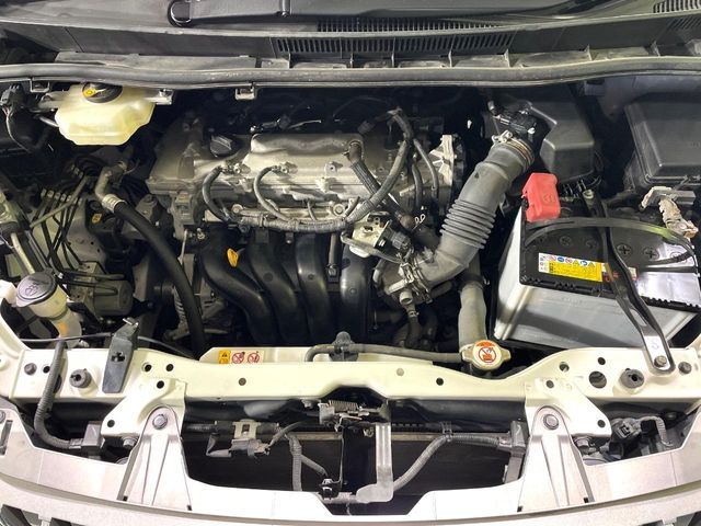 TOYOTA ESQUIRE 2017 Image 31