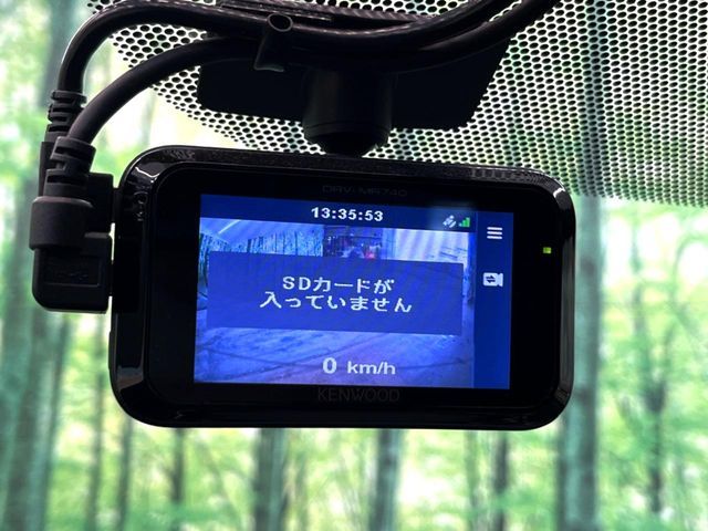 TOYOTA PRIUS 2015 Image 31