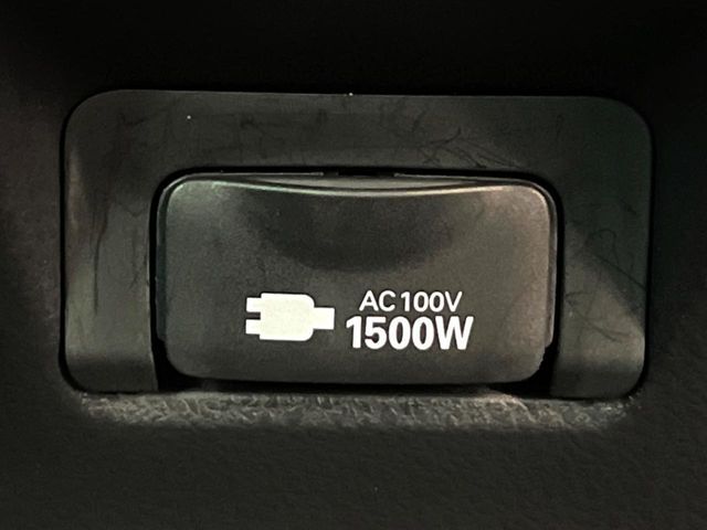 TOYOTA CAMRY HYBRID 2021 Image 31