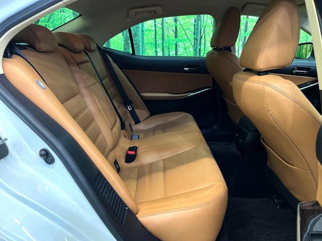 TOYOTA LEXUS IS300H 2013 Image 31