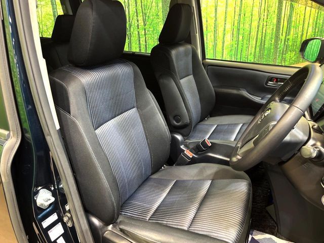 TOYOTA VOXY 2016 Image 31