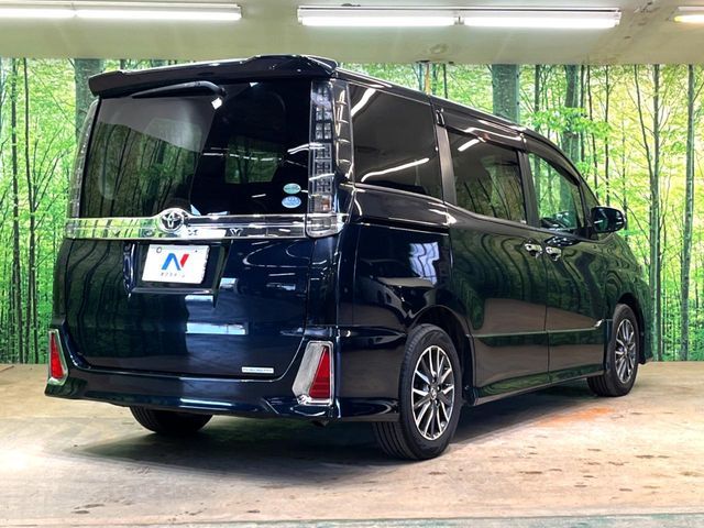 TOYOTA VOXY 2016 Image 31