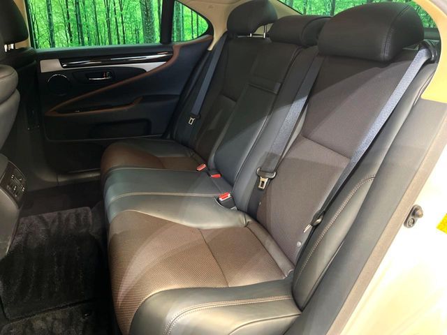 TOYOTA LEXUS LS460 2013 Image 31