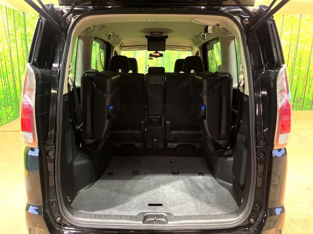 NISSAN SERENA  S-HYBRID 2017 Image 31