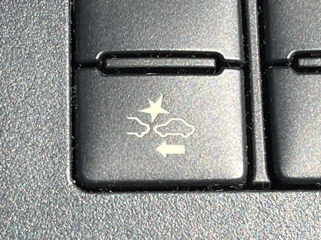 TOYOTA SIENTA HYBRID 2015 Image 31