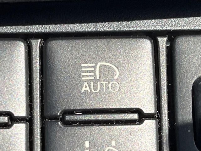 TOYOTA SIENTA HYBRID 2015 Image 31