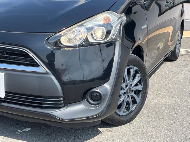 TOYOTA SIENTA HYBRID 2015 Image 31