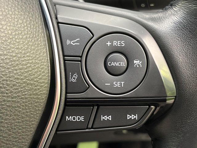 TOYOTA CROWN SEDAN HYBRID 2018 Image 31