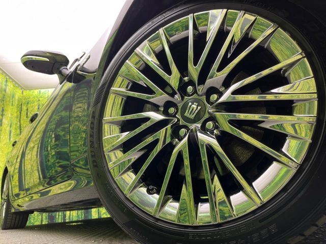 TOYOTA CROWN SEDAN HYBRID 2018 Image 31