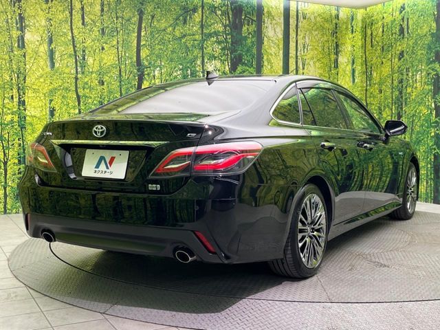 TOYOTA CROWN SEDAN HYBRID 2018 Image 31