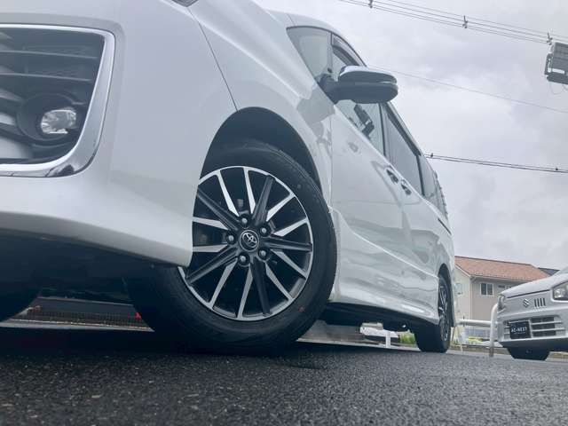 TOYOTA VOXY 2016 Image 31