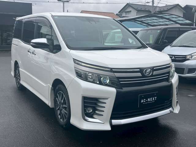 TOYOTA VOXY 2016 Image 31