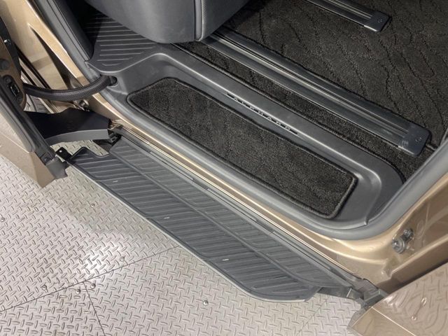 TOYOTA ALPHARD HYBRID 2024 Image 31