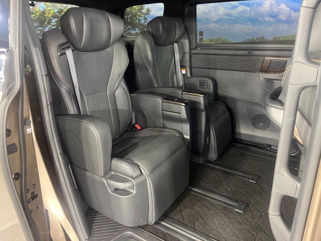 TOYOTA ALPHARD HYBRID 2024 Image 31
