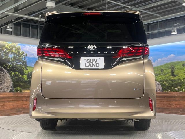 TOYOTA ALPHARD HYBRID 2024 Image 31