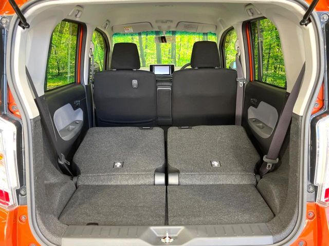 DAIHATSU MOVE CUSTOM 2015 Image 31