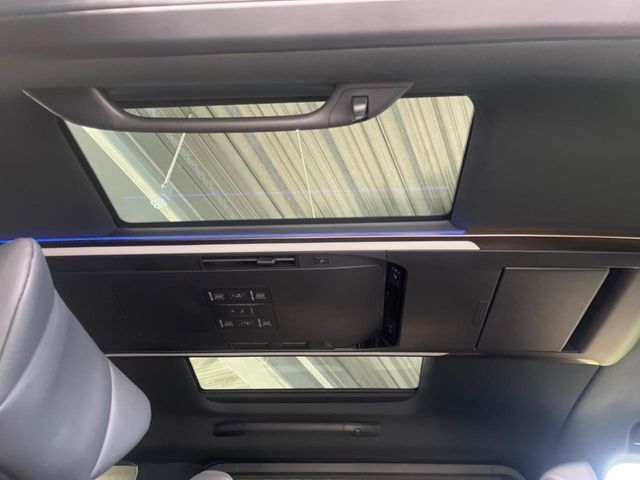TOYOTA ALPHARD HYBRID 2024 Image 31