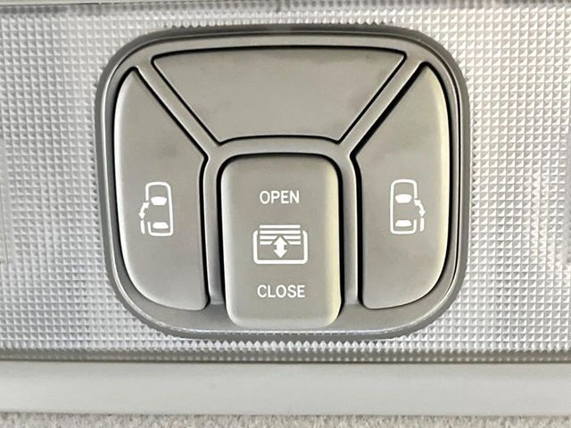 TOYOTA ESTIMA 2013 Image 31