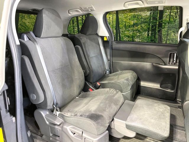 TOYOTA ESTIMA 2013 Image 31