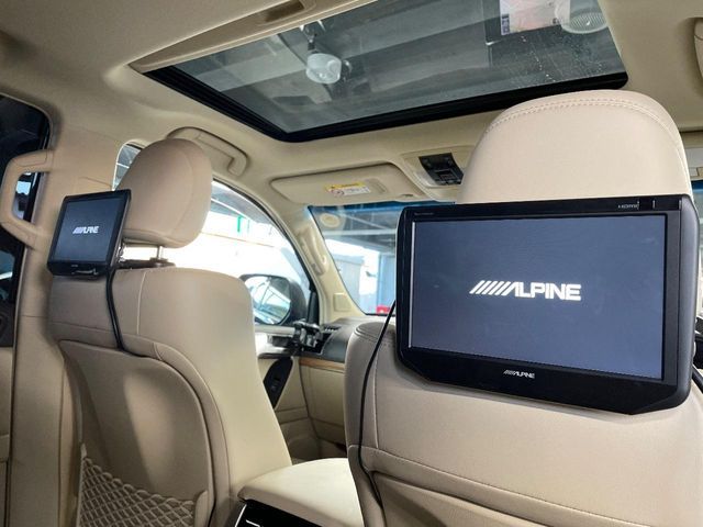 TOYOTA LANDCRUISER PRADO 2023 Image 31