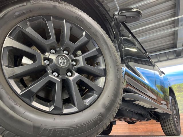 TOYOTA LANDCRUISER PRADO 2023 Image 31