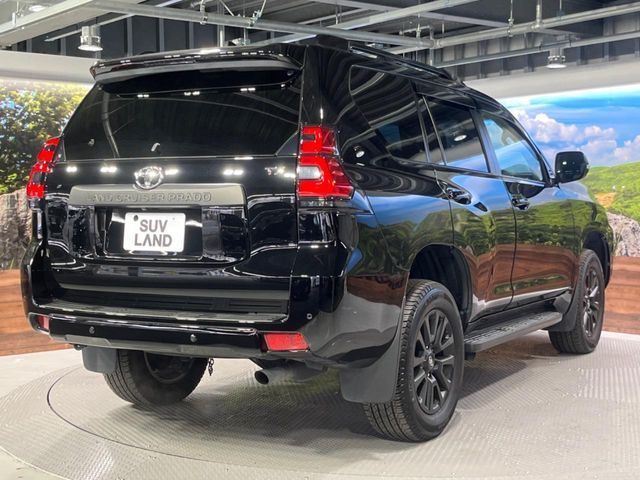 TOYOTA LANDCRUISER PRADO 2023 Image 31