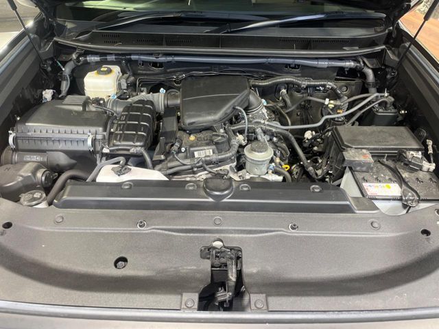 TOYOTA LANDCRUISER PRADO 2023 Image 31