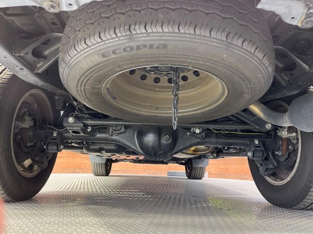 TOYOTA LANDCRUISER PRADO 2023 Image 31