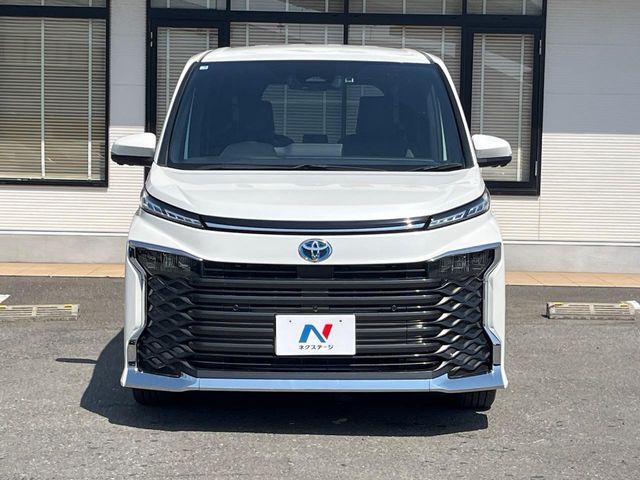 TOYOTA VOXY HYBRID 2023 Image 31