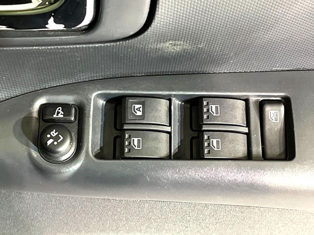 DAIHATSU TANTO CUSTOM 4WD 2011 Image 31