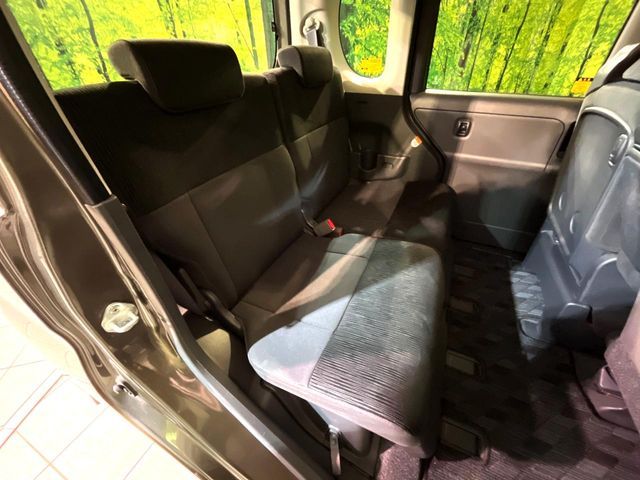 DAIHATSU TANTO CUSTOM 4WD 2011 Image 31