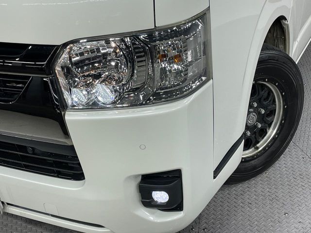 TOYOTA HIACE VAN 2WD 2022 Image 31