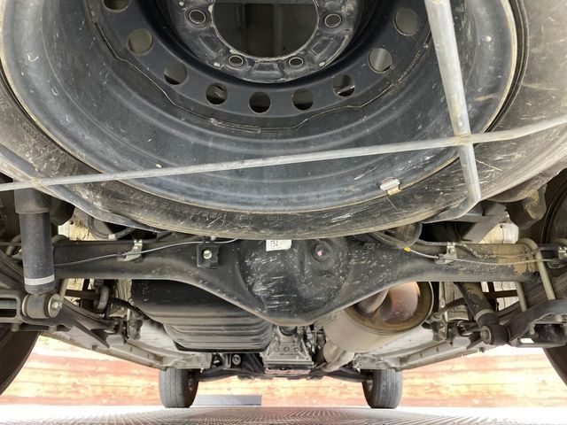 TOYOTA HIACE VAN 2WD 2022 Image 31