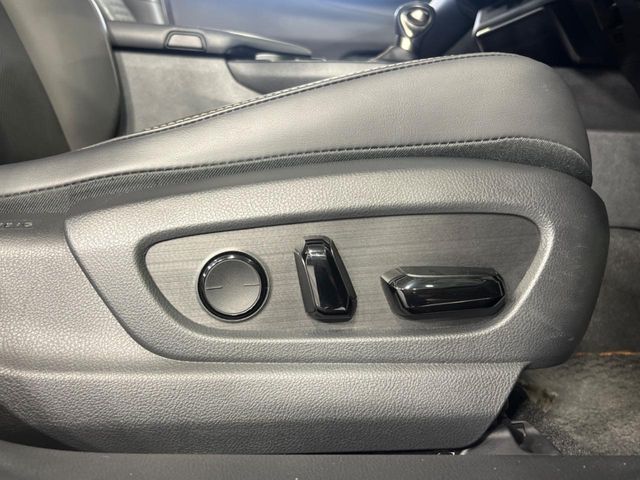 TOYOTA LEXUS UX250H 2021 Image 31