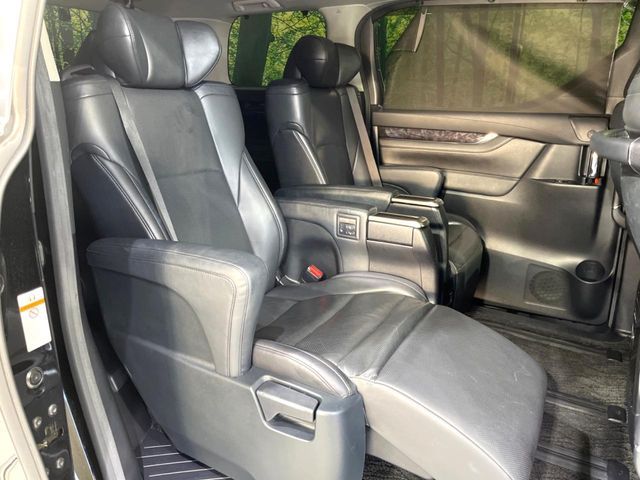 TOYOTA ALPHARD 2019 Image 31