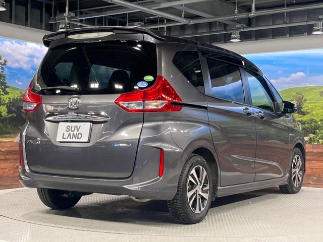 HONDA FREED HYBRID 2017 Image 31